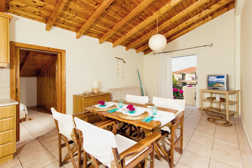 Appartement Thetis à Alykanas  Chambre photo